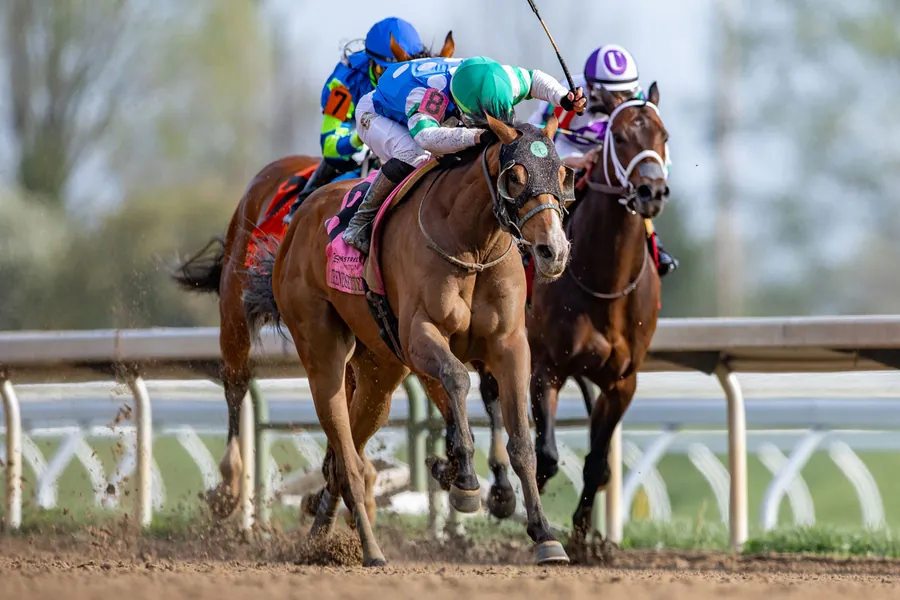 Trendsetter winning the Lexington Stakes